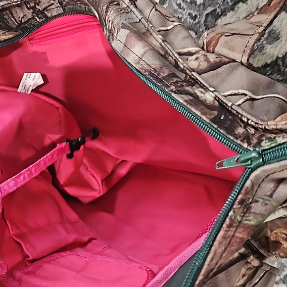 Camo + Pink bag! - Picture 5 of 6